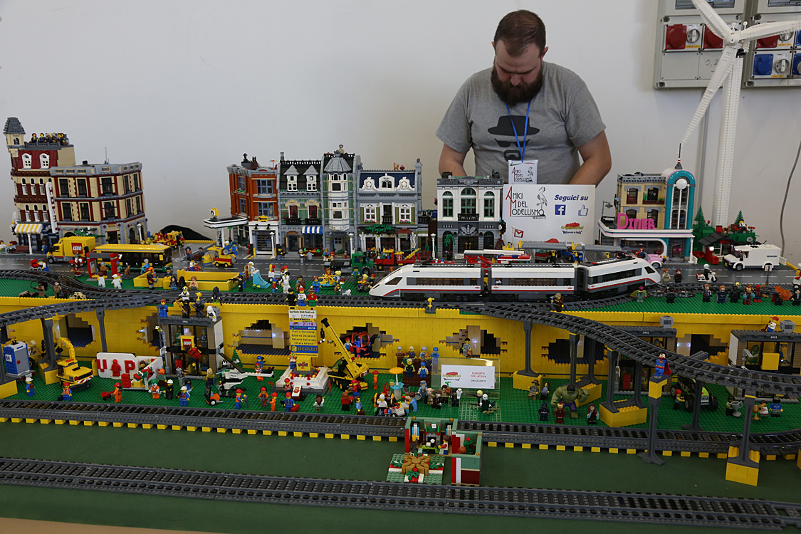 LEGO mattoncini in festa_015.jpg